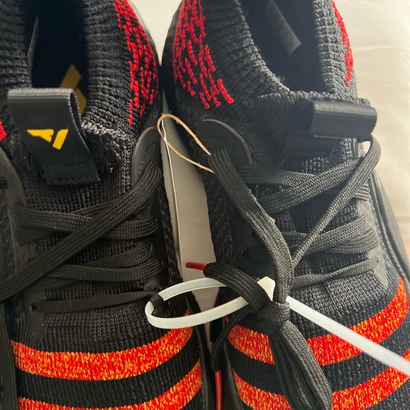 Adidas Trae young 2 “Dark-side” Basketball Shoe. 💯 👟authentic - Picture 3 of 9